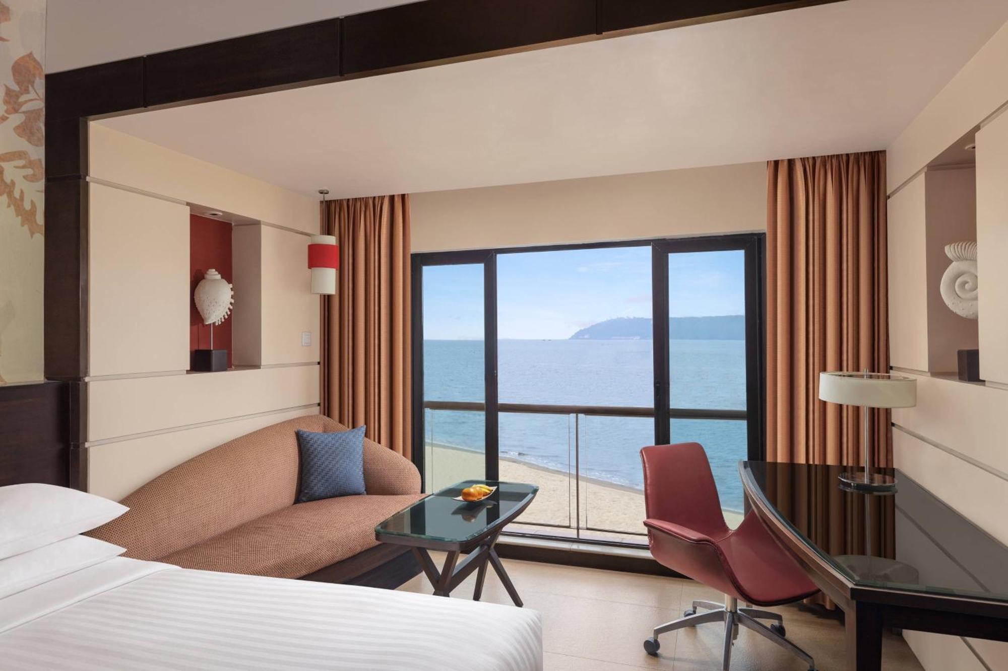 Queen Room Two Queen Beds Bay View